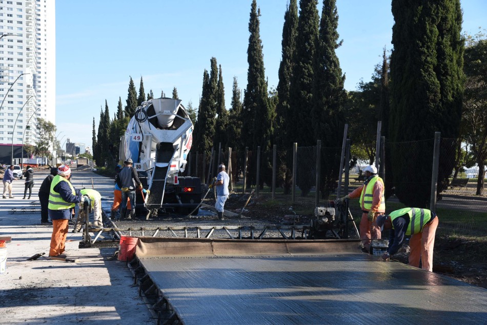 138898 | Recorrida por obra de avenida de la costa - Dir. Gral. de Comunicación Social (Silvio Moriconi)