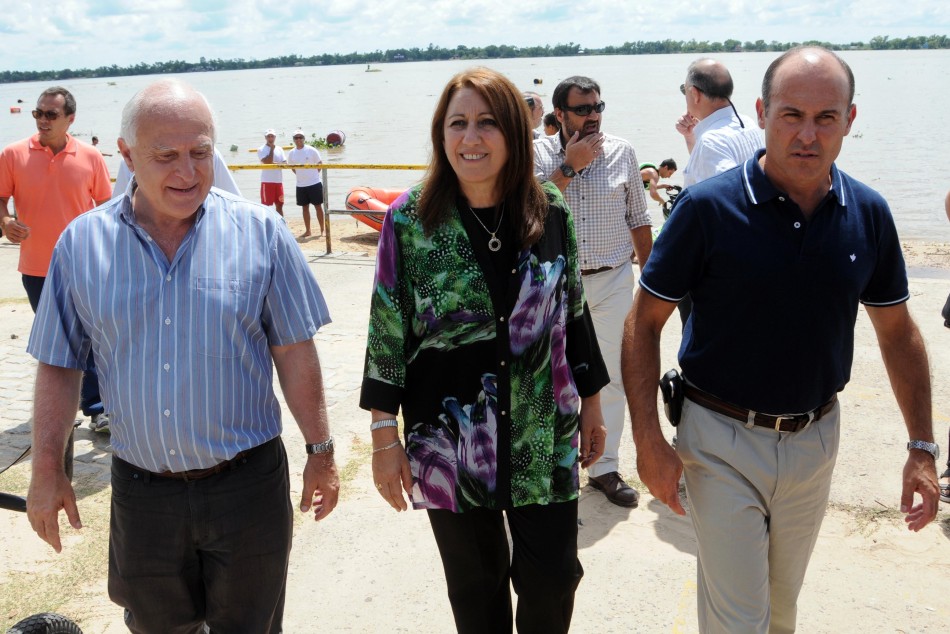 20020 | Firma convenio entrega de Gomón de seguridad - Dir. Gral. de Comunicación Social (Silvio Moriconi)