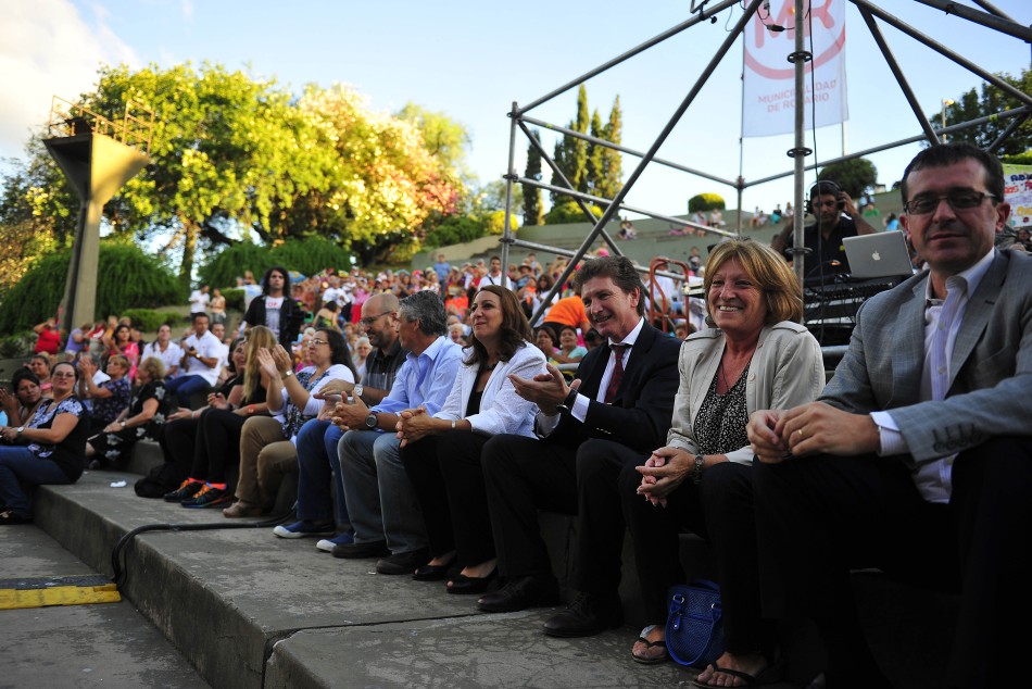 22041 | Cierre de año de las colonias de Adultos Mayores. - Franco Trovato Fuoco / Dir Gral Comunicación Social