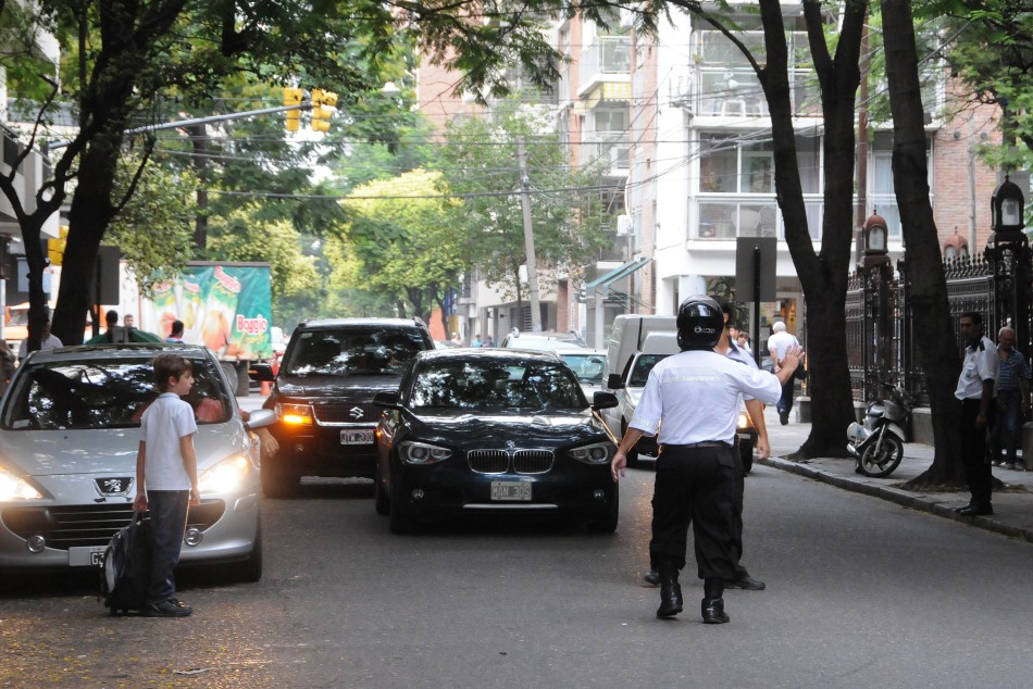 23434 | Control vehicular frente a escuelas.  - Franco Trovato Fuoco / Dir Gral Comunicación Social