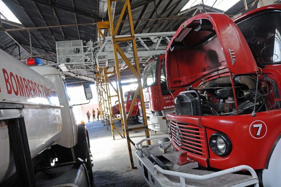 24107 | Fein Visita Bomberos Zapadores  - Dir. Gral. de Comunicación Social (Marcelo Beltrame)