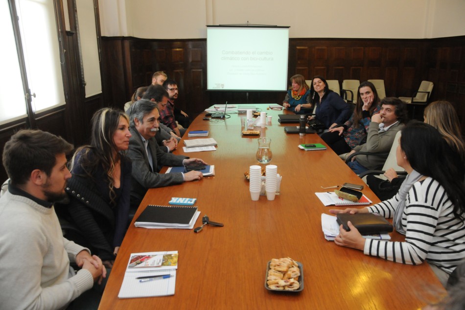 38172 | Reunión de la mesa de sustentabilidad - Dir. Gral. de Comunicación Social (Silvio Moriconi)