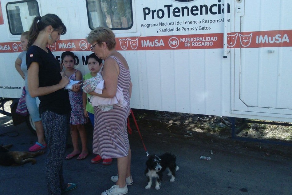 48755 | El móvil quirúrgico del Imusa estará en la explanada del CMD Oeste - Municipalidad de Rosario (archivo)