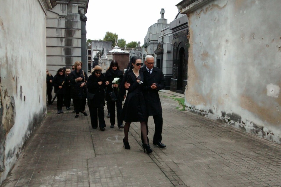 51003 | El Salvador: el cementerio como escenario de una ópera  - Secretaría de Ambiente y Espacio Público