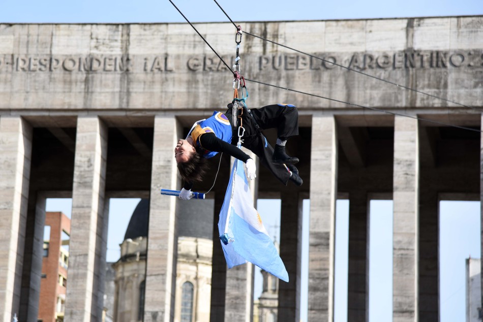 89762 | Promesa a la Bandera - Dir. Gral. de Comunicación Social (Silvio Moriconi)