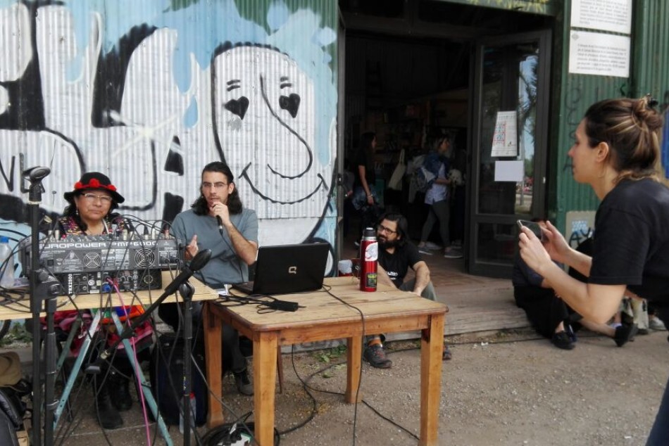 106239 | Pueblos Originarios - Contrafestejo 12 Octubre - Gentileza