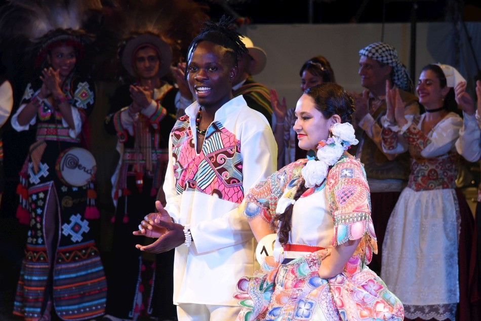 111060 | Embajadores de Colectividades: los caminos que cruzaron África y Paraguay -