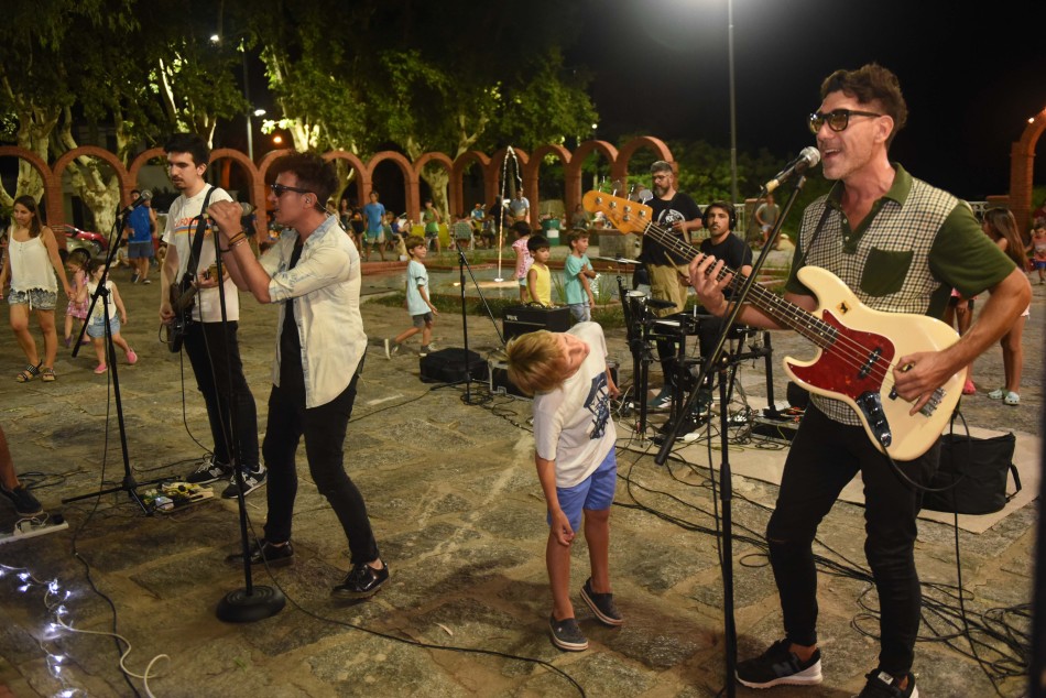 183372 | Este jueves hay Picnic Nocturno en las Cuatro Plazas - Subsecretaría de Comunicación Social (Silvio Moriconi)