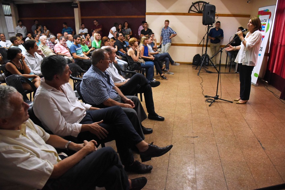 184619 | Entrega Subsidios a Clubes  - Subsecretaría de Comunicación Social (Marcelo Beltrame)