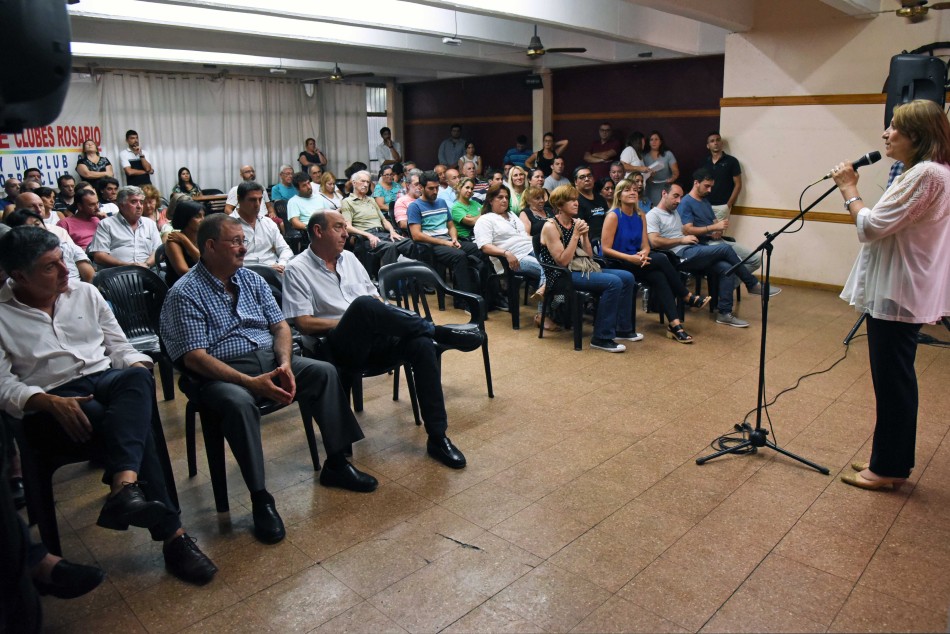 184617 | Entrega Subsidios a Clubes  - Subsecretaría de Comunicación Social (Marcelo Beltrame)