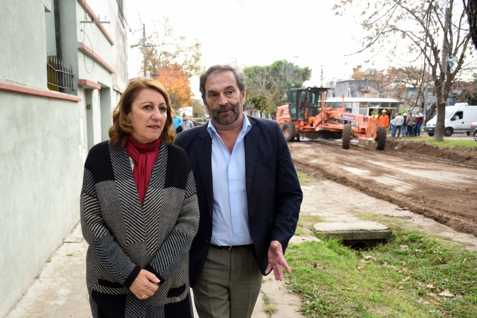 208434 | Recorrida por obras de Pavimento en Ludueña - Subsecretaría de Comunicación Social (Silvio Moriconi)