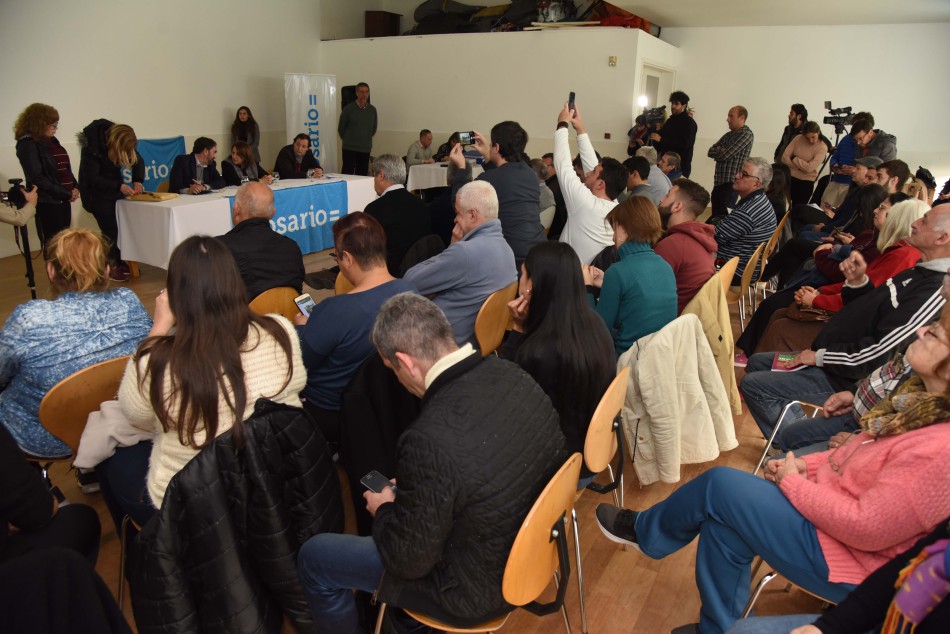 212350 | Apertura sobres para obra de pavimento en barrio Domingo Matheu - Subsecretaría de Comunicación Social (Silvio Moriconi)
