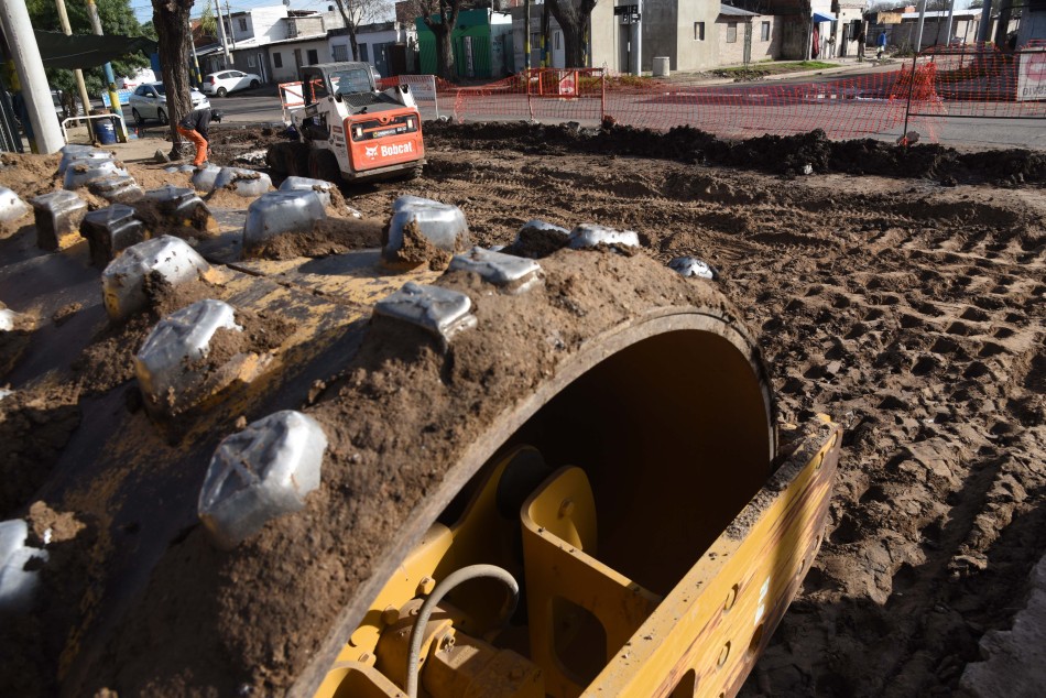 215864 | Recorrida obras de pavimento a nivel definitivo en B° Las Heras - Subsecretaría de Comunicación Social (Silvio Moriconi)
