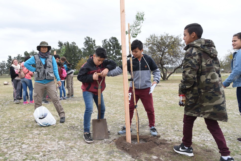 221004 | Día del Árbol en el Bosque de los Constituyentes - Subsecretaría de Comunicación Social (Silvio Moriconi)