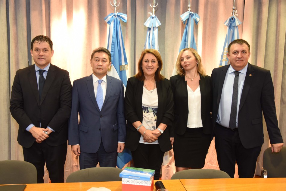 234811 | Firma hermanamiento con Almaty (Kazajistán) - Subsecretaría de Comunicación Social (Silvio Moriconi)