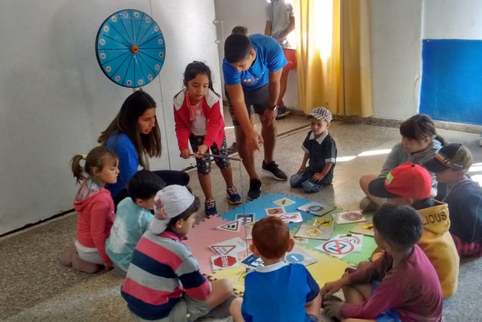 242170 | Verano del respeto: talleres lúdicos de convivencia y educación vial en colonias de vacaciones - Secretaría de Control y Convivencia