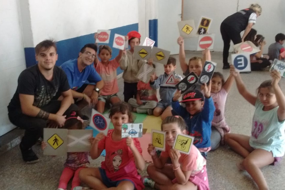242172 | Verano del respeto: talleres lúdicos de convivencia y educación vial en colonias de vacaciones - Secretaría de Control y Convivencia