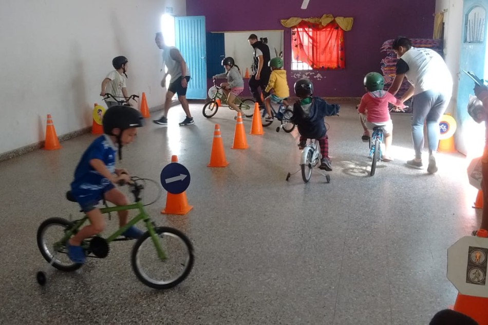 242173 | Verano del respeto: talleres lúdicos de convivencia y educación vial en colonias de vacaciones - Secretaría de Control y Convivencia