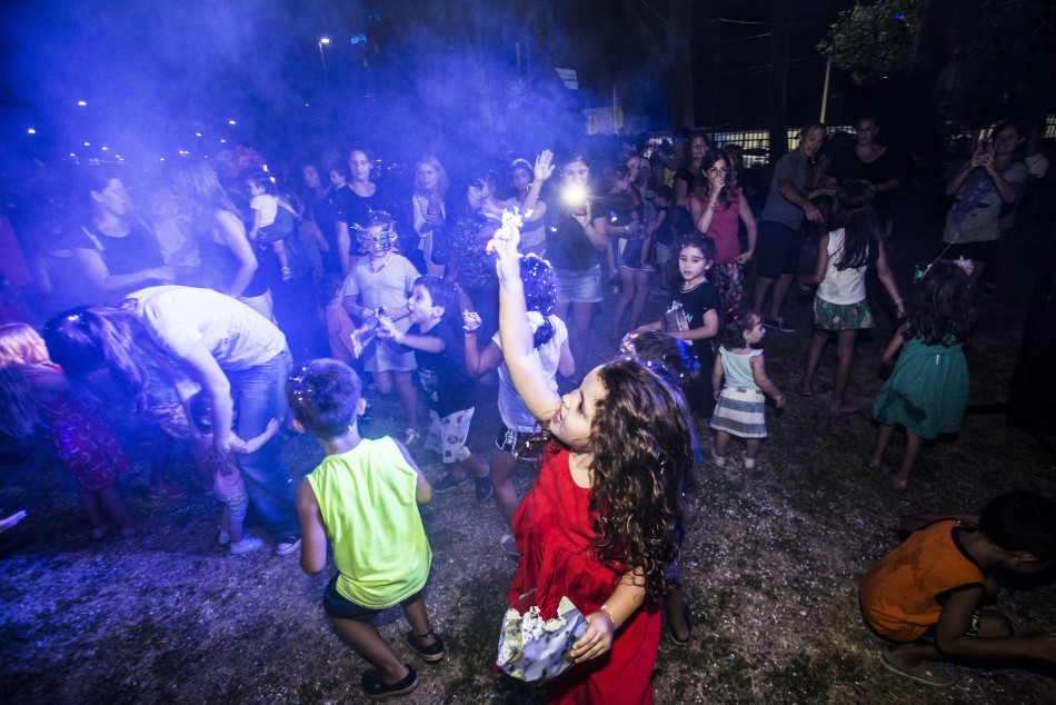 249451 | Baile de cabezudos en Ciudad de los Niños - Sec. de Cultura y Educación (Guillermo Turin Bootello)