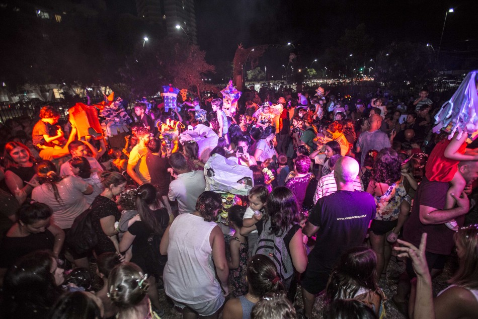 249461 | Baile de cabezudos en Ciudad de los Niños - Sec. de Cultura y Educación (Guillermo Turin Bootello)