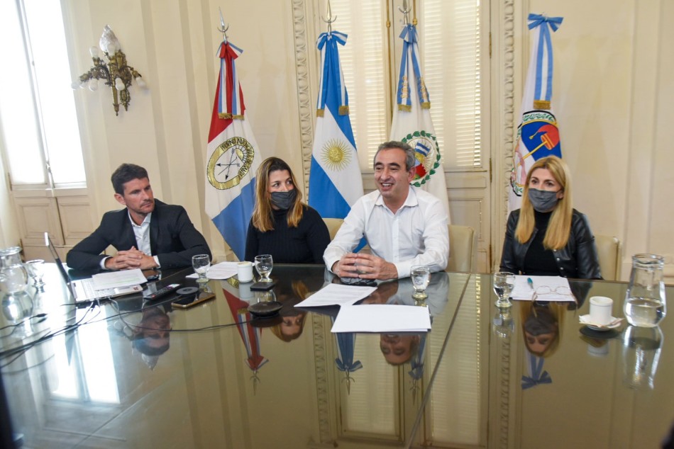 318906 | La ciudad que viene: cuarto encuentro de Rosarinos por el Mundo - Subsecretaría de Comunicación Social (Marcelo Beltrame)