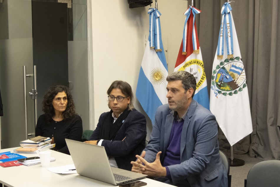 366714 | Reunión de la Mesa Municipal de Lucha contra la Trata - Claudia Cagnone