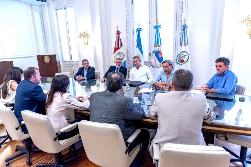 389491 | Firma convenio Ministerio de Seguridad - Subsecretaría de Comunicación Social (Marcelo Beltrame)