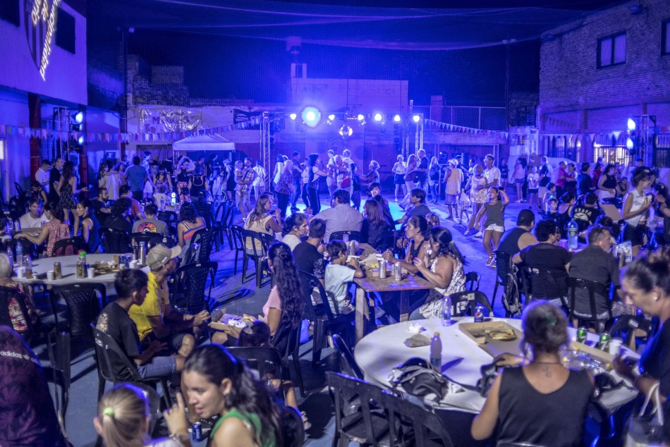 401953 | Baile de Carnaval en Club Nueva Aurora - Sec. de Cultura y Educación (Guillermo Turin Bootello)