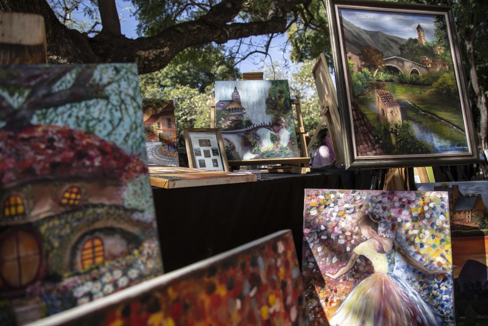 420804 | Mercado de las Artes en Sargento Cabral y Av. Belgrano - Sec. de Cultura y Educación (Guillermo Turin Bootello)