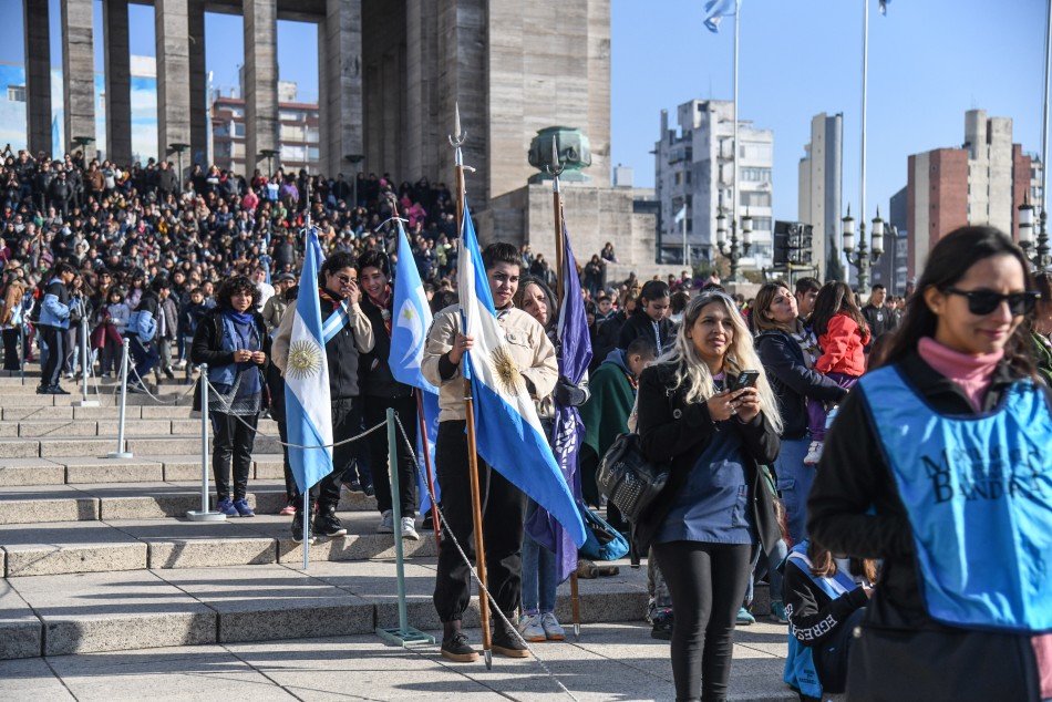 428200 | Acto 20 de Junio y Promesa a la Bandera - Subsecretaría de Comunicación Social (Jonatan Bustos)