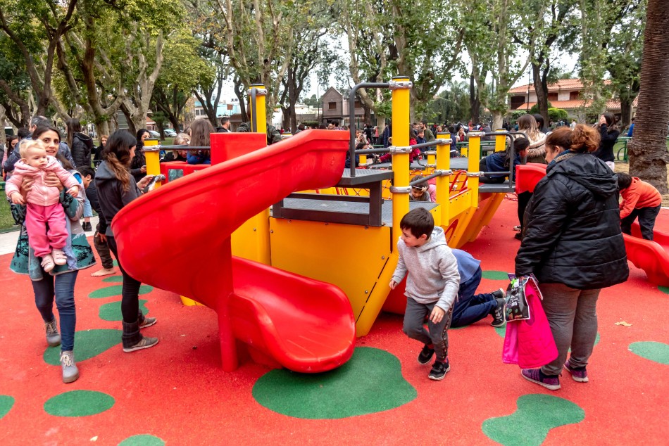 430677 | Inauguración Plaza Ovidio Lagos  - Subsecretaría de Comunicación Social (Marcelo Beltrame)