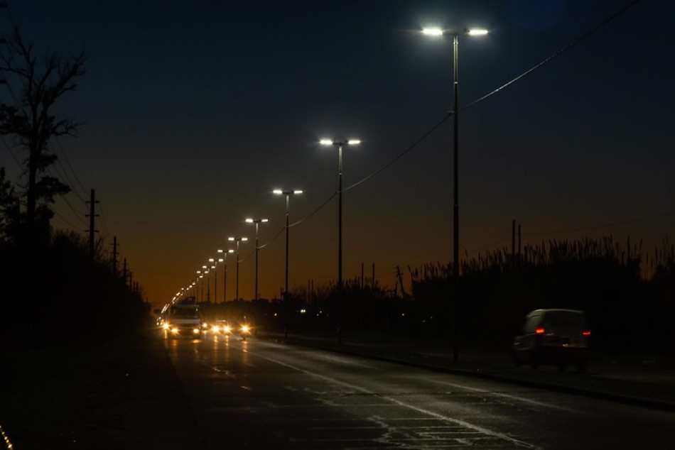 455979 | Luminarias led en avenida Uriburu - Juan Pablo Allegue