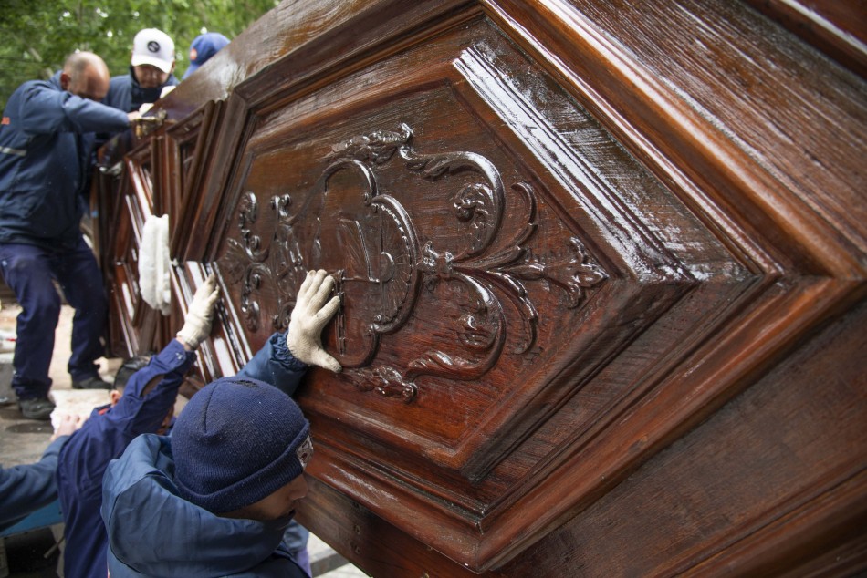 456552 | Colocación puerta restaurada Palacio Municipal - Subsecretaría de Comunicación Social (Silvio Moriconi)