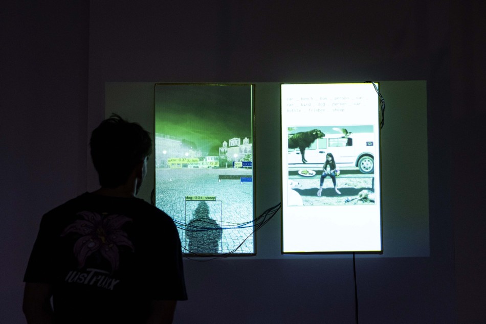 458777 | Emergentes 2023 - Silvina La Calamita