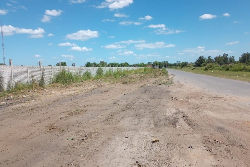 469424 | Se erradicó un punto crónico de arrojo de residuos en barrio Los Gráficos - Secretaría de Ambiente y Espacio Público