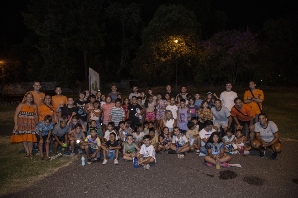 470714 | Una noche con Museo Castagnino + Jardín explorado + Jardín de los Niños - Sec. de Cultura y Educación (Guillermo Turin Bootello)