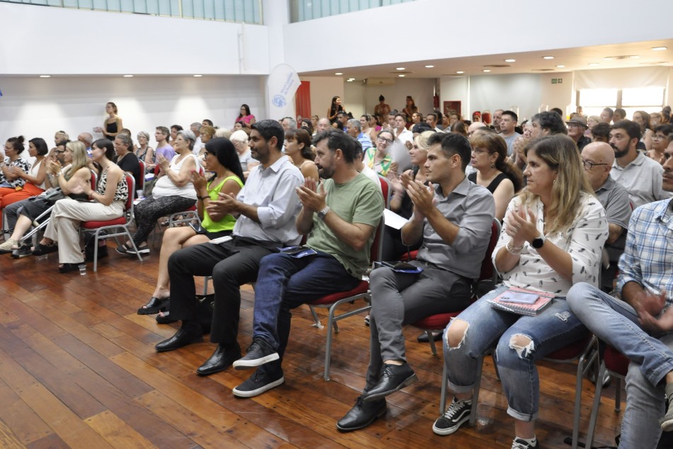 472739 | Programa de asistencia y fortalecimiento municipal a vecinales - Sec. de Modernización y Cercanía (Jésica Mansilla)