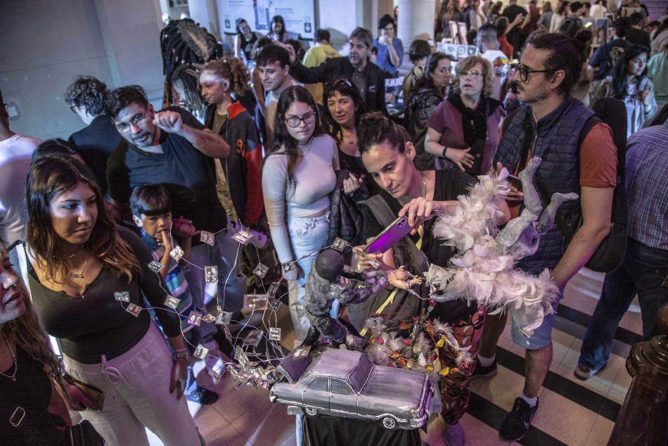 482334 | Mercado de las Artes en Edificio ex Aduana - Sec. de Cultura y Educación (Guillermo Turin Bootello)