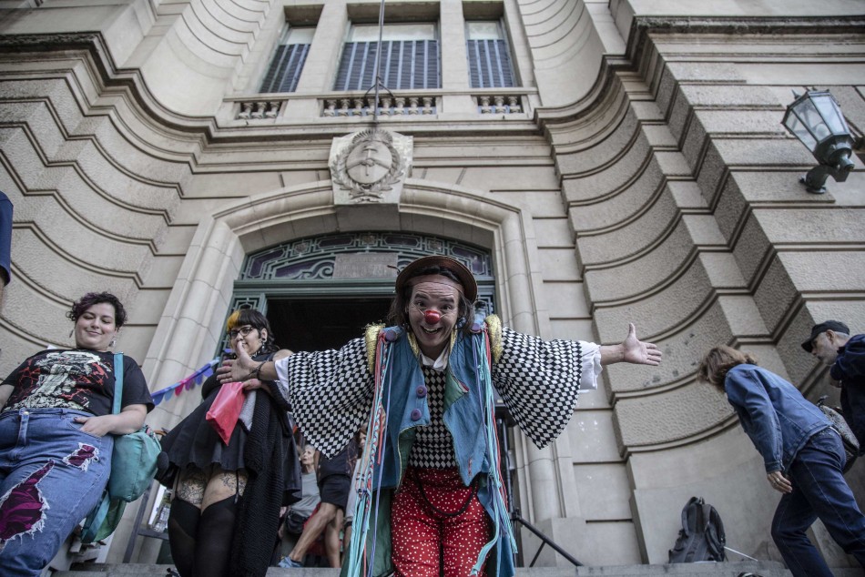 482346 | Mercado de las Artes en Edificio ex Aduana - Sec. de Cultura y Educación (Guillermo Turin Bootello)