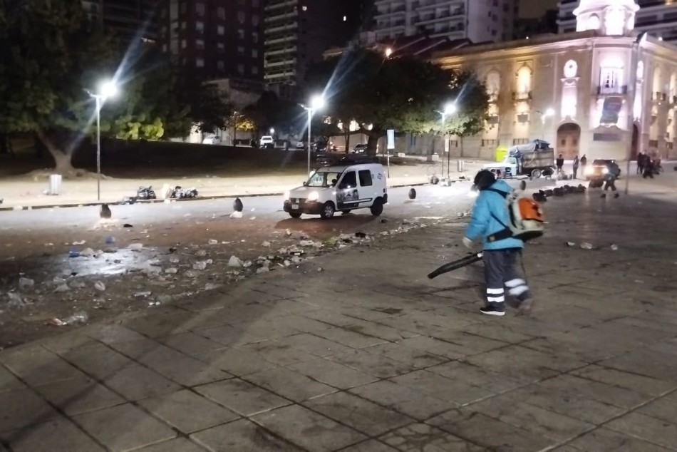 505786 | Operativo de limpieza tras los festejos por la obtención de la Copa América 2024 - Municipalidad de Rosario