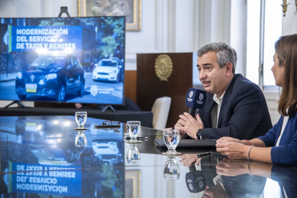 509445 | Conferencia taxis - Subsecretaría de Comunicación Social (Silvio Moriconi)