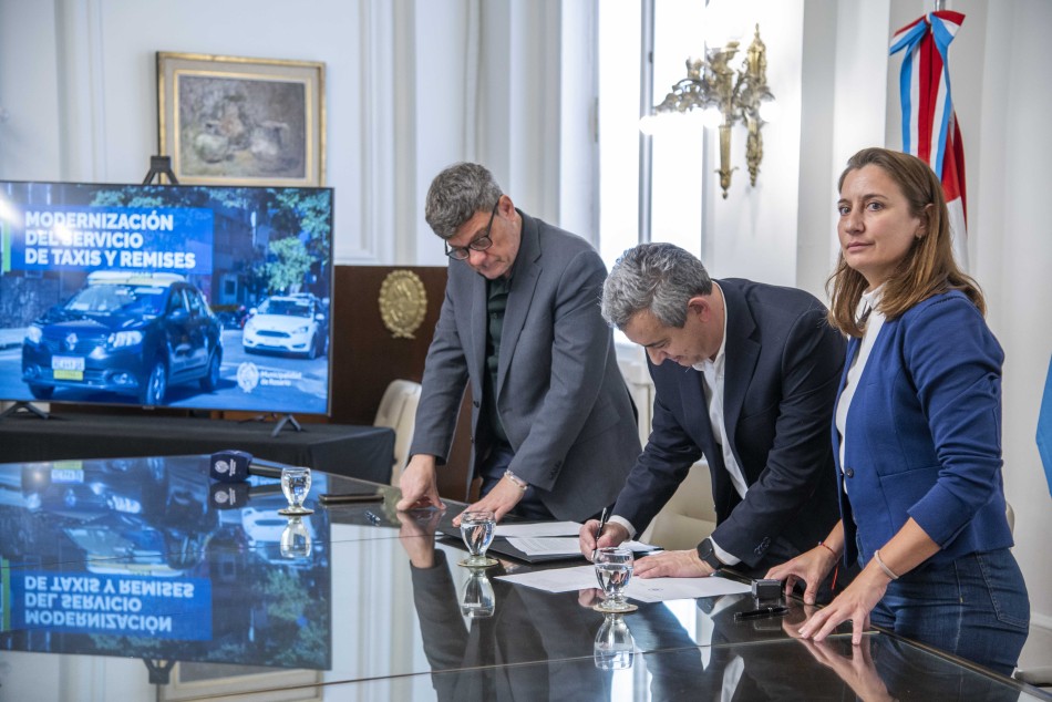 509451 | Conferencia taxis - Subsecretaría de Comunicación Social (Silvio Moriconi)