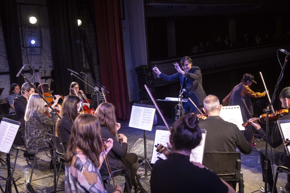 516639 | Clara Bartolini + Agustín Tamagno + Orquesta de Cámara Municipal en La Comedia - Sec. de Cultura y Educación (Guillermo Turin Bootello)