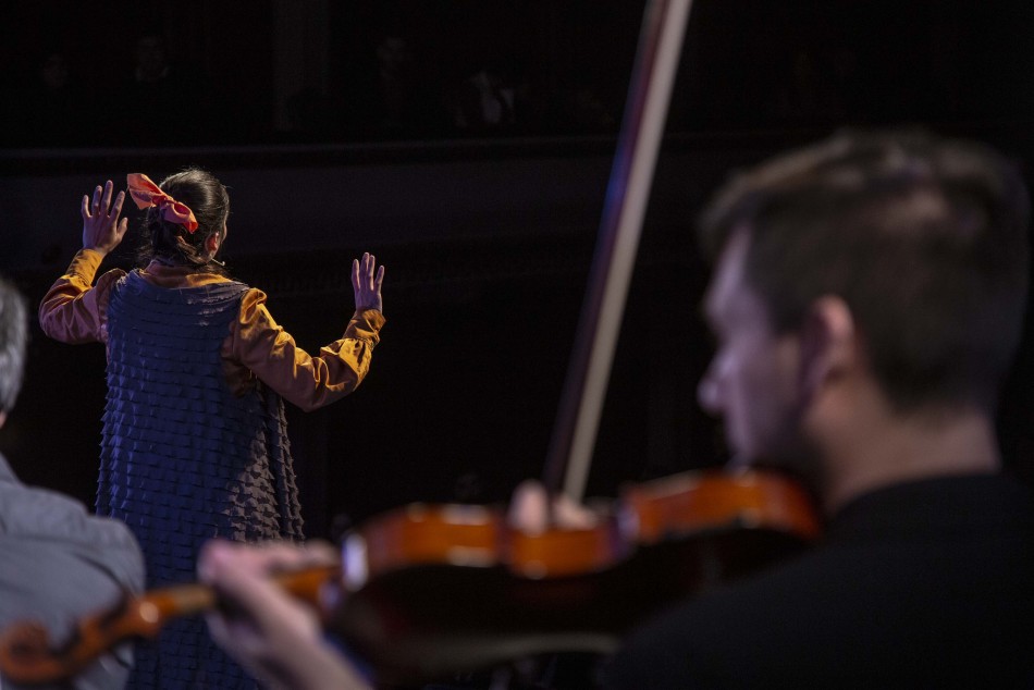 516644 | Clara Bartolini + Agustín Tamagno + Orquesta de Cámara Municipal en La Comedia - Sec. de Cultura y Educación (Guillermo Turin Bootello)
