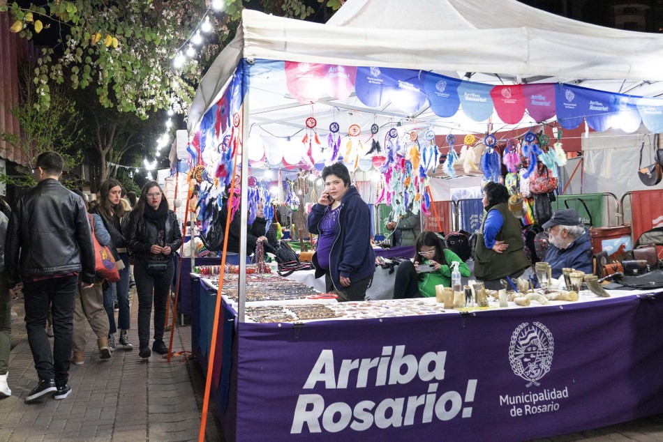 522213 | Noche de Peatonales  - Silvina La Calamita