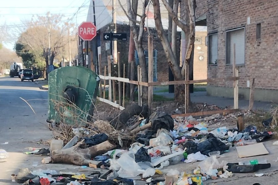 527754 | Recuperación de espacio público en Ameghino al 1800 - Secretaría de Ambiente y Espacio Público