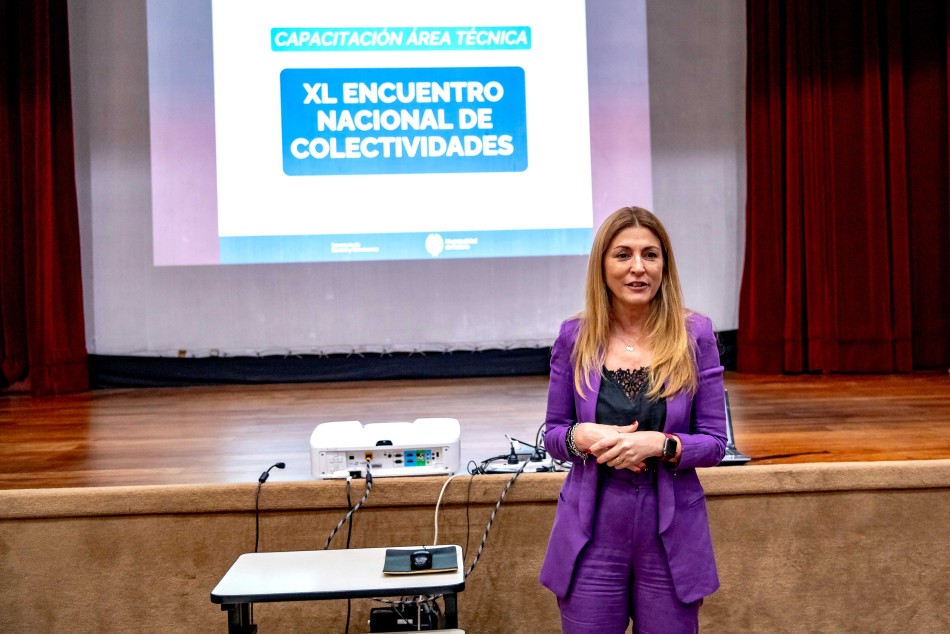 533043 | Capacitación colectividades - Subsecretaría de Comunicación Social (Marcelo Beltrame)