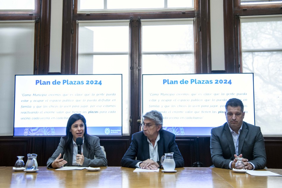 533142 | Apertura de sobres plazas de cercanía - Subsecretaría de Comunicación Social (Silvio Moriconi)