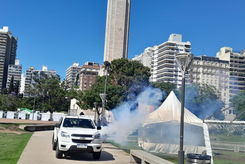 536949 | El municipio refuerza la fumigación en el predio de Colectividades  - Secretaría de Ambiente y Espacio Público