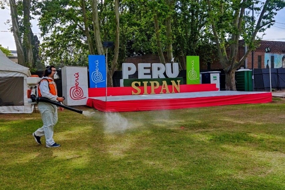 536961 | El municipio refuerza la fumigación en el predio de Colectividades  - Secretaría de Ambiente y Espacio Público